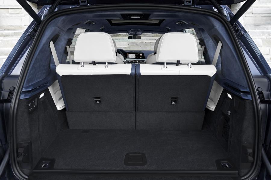 Багажник BMW X7 xDrive40i (G07) 2017 года  (WW) (фото 30 из 101)